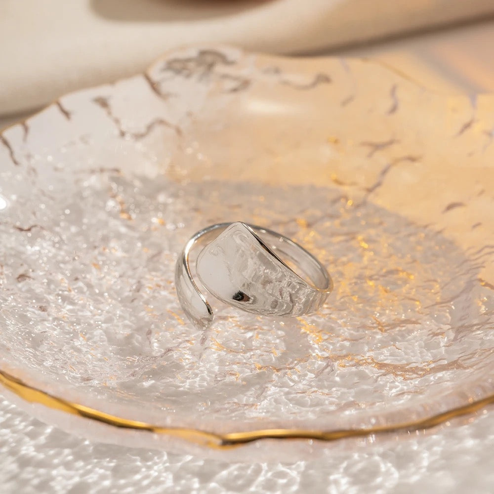 Silver minimalist ring