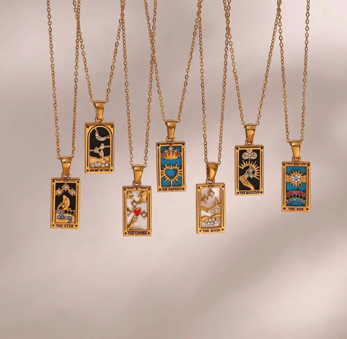 In the cards necklace