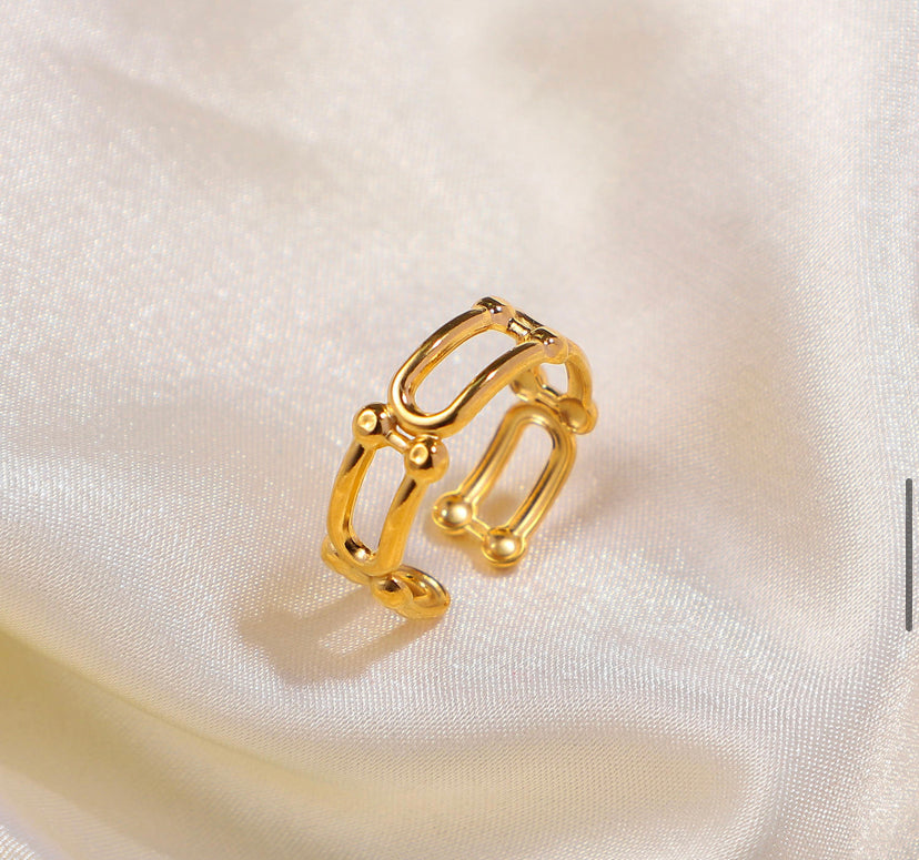 Lucky you ring