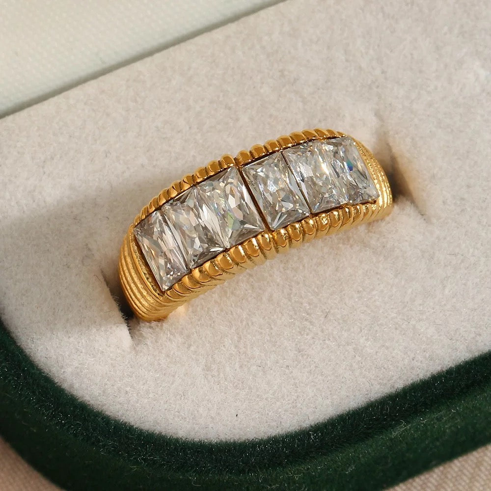 Croissant CZ ring