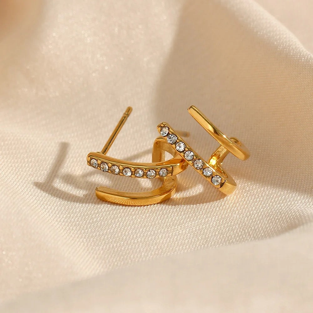 Trendy girl earrings