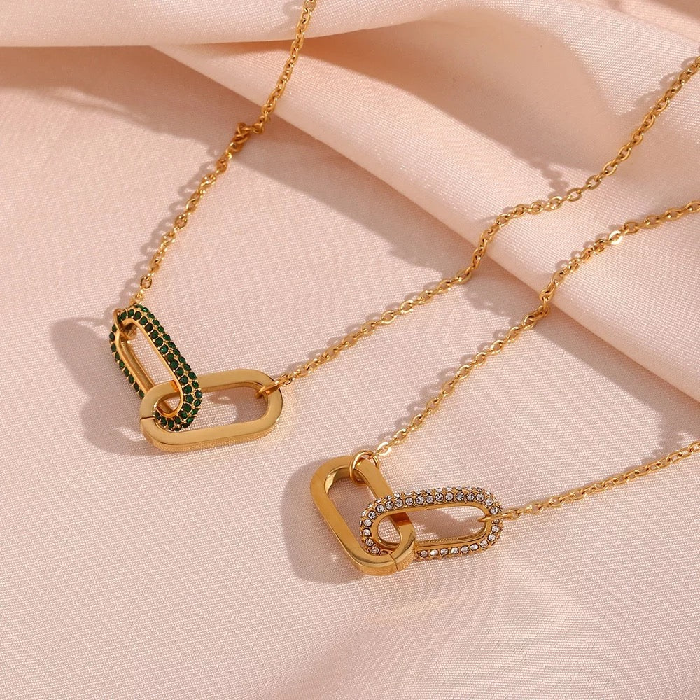 Lovey necklace
