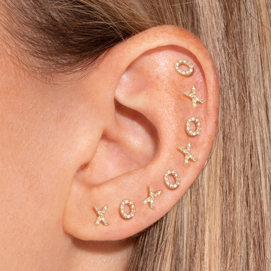 XO studs