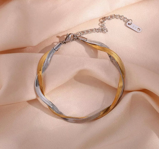 Two tone twist bracelet